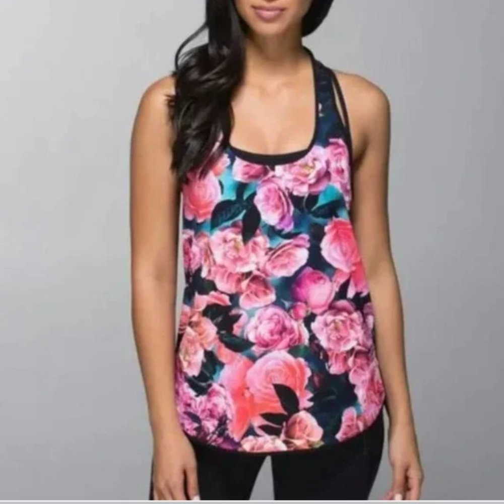 Lululemon Coastal Tank Size 4 Secret Garden Black Floral Front Solid Back